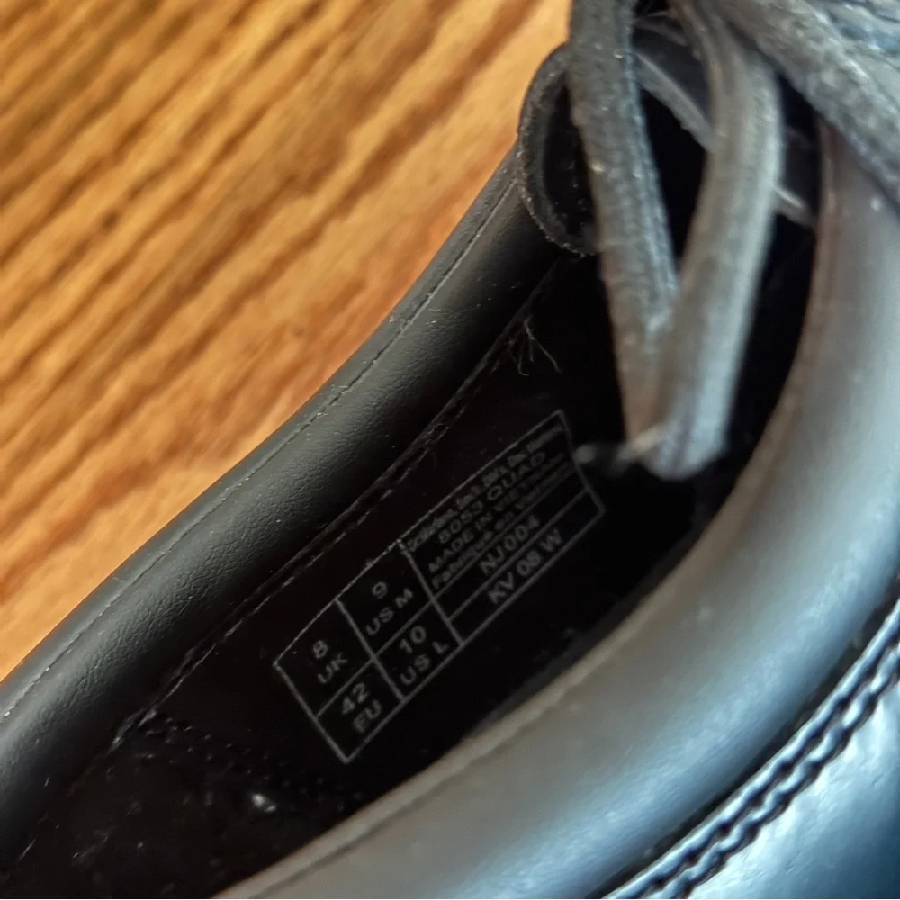 8053 Leather Platform Casual Shoes - Women’s Size 10 (Like New/Rarely Worn) - Picture 5 of 12